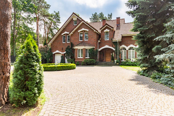 Best Commercial Driveway Pavers  in Highland Springs, VA